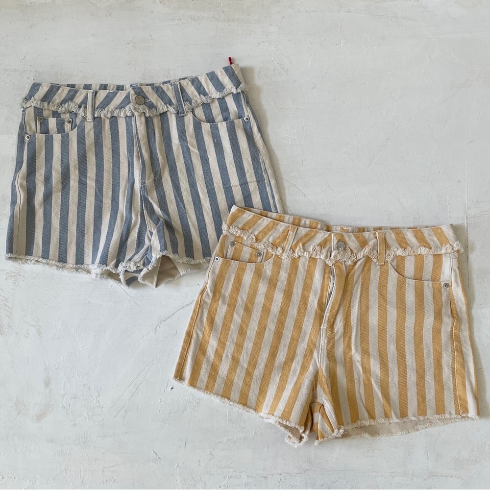Toast Jeans Vertical Stripes Twins Denim Shorts Blue and Yellow Size M